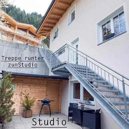 Apartment Arena